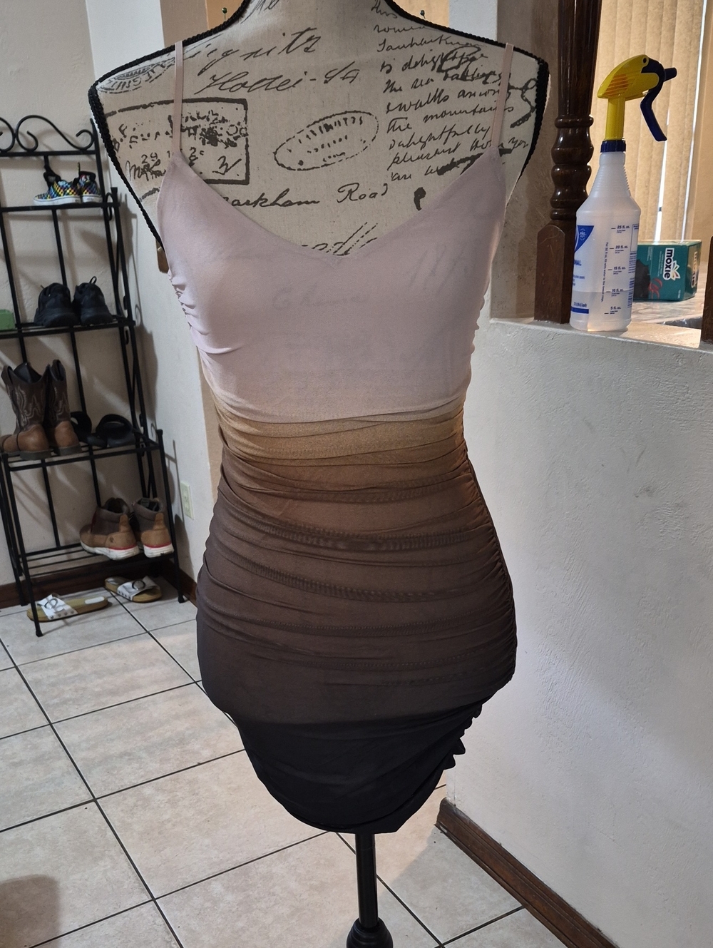 Sleeveless Ombre Bodycon Dress in Blush to Black